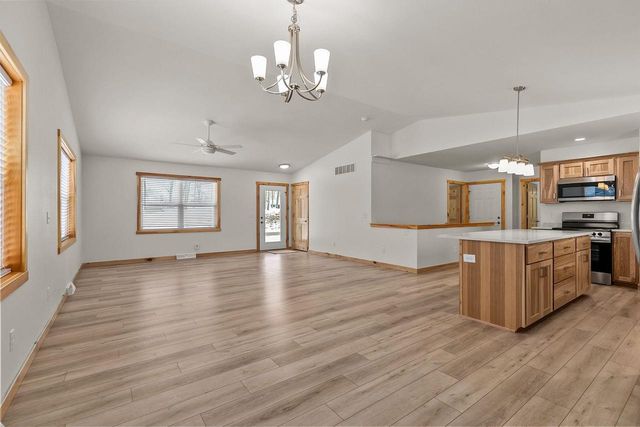 312 Brooke Circle, Montello, WI 53949