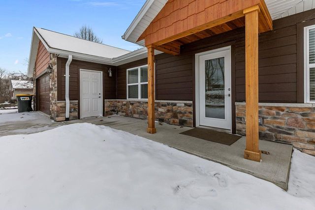 312 Brooke Circle, Montello, WI 53949