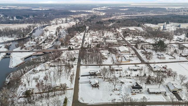 312 Brooke Circle, Montello, WI 53949