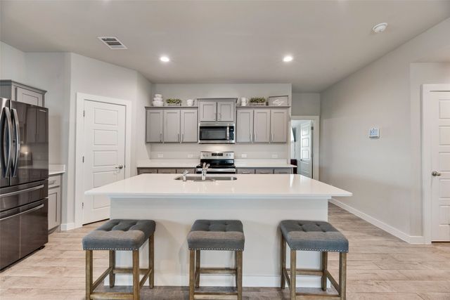 628 Griffith Park Trail, Alvarado, TX 76009