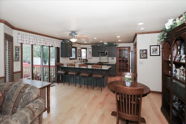 10616 Carl Street, Huntley, IL 60142