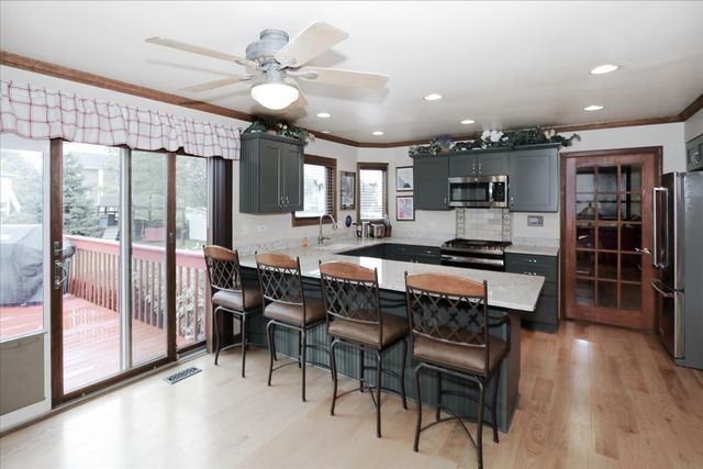 10616 Carl Street, Huntley, IL 60142