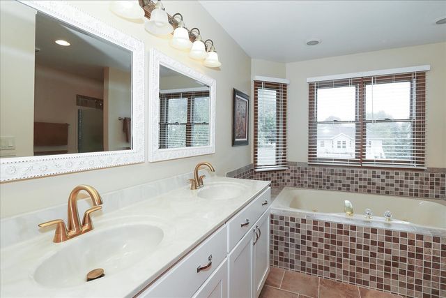 10616 Carl Street, Huntley, IL 60142