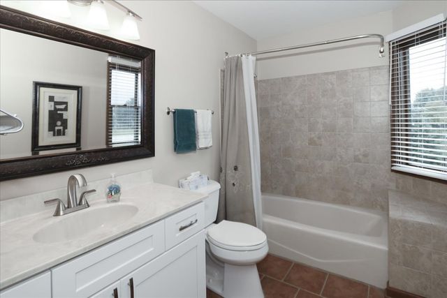 10616 Carl Street, Huntley, IL 60142