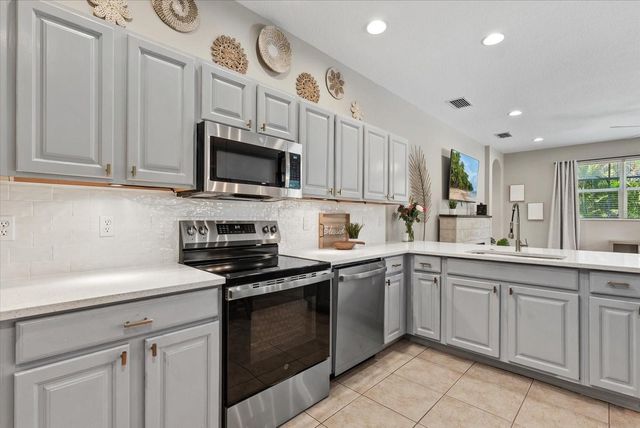 9013 KINGSBURY PLACE, Bradenton, FL 34212