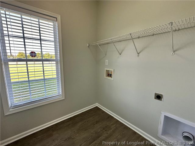 512 Pecan Grove Loop, Hope Mills, NC 28348