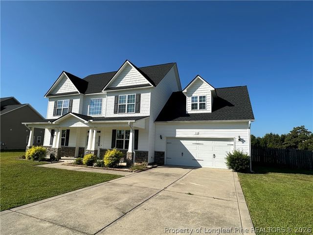 512 Pecan Grove Loop, Hope Mills, NC 28348