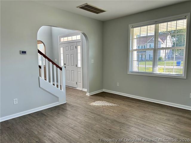 512 Pecan Grove Loop, Hope Mills, NC 28348