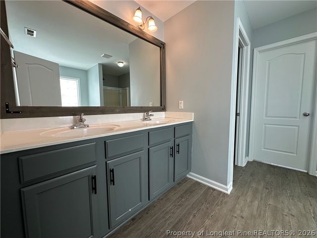 512 Pecan Grove Loop, Hope Mills, NC 28348