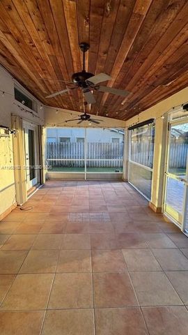 453 SW 169th Ter 453, Weston, FL 33326