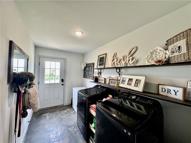 14244 County Road 1144, Sinton, TX 78387