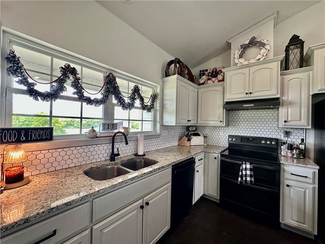 14244 County Road 1144, Sinton, TX 78387