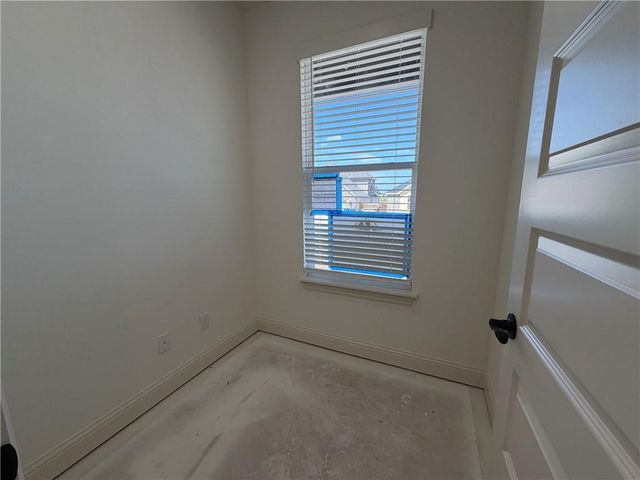 6703 SW Orange Avenue, Bentonville, AR 72713