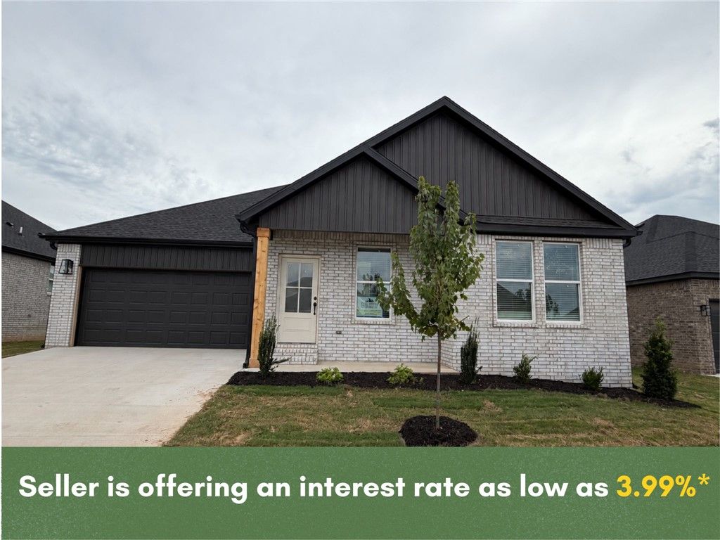 6703 SW Orange Avenue, Bentonville, AR 72713