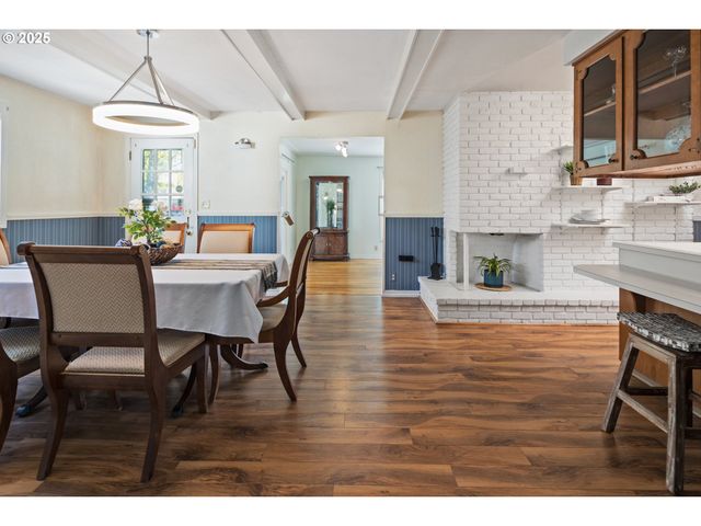 4196 WARD Dr Ne, Salem, OR 97305