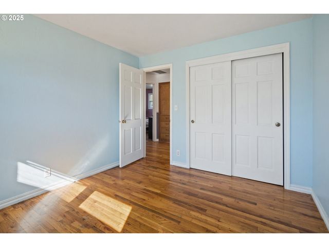 4196 WARD Dr Ne, Salem, OR 97305