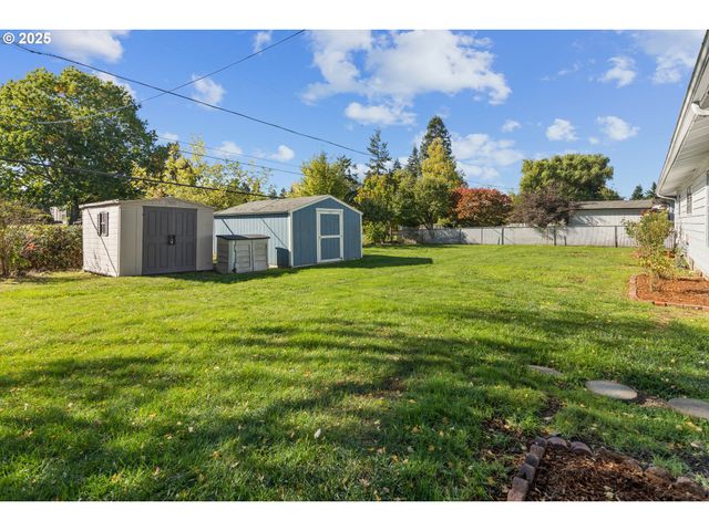 4196 WARD Dr Ne, Salem, OR 97305