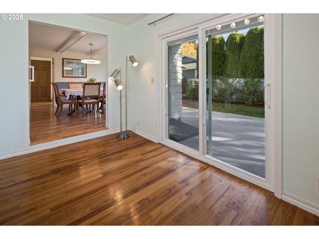 4196 WARD Dr Ne, Salem, OR 97305