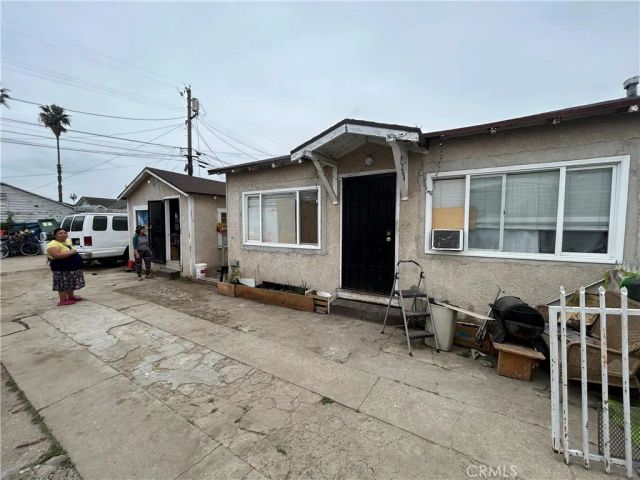 1362 E Vernon, Los Angeles, CA 90011
