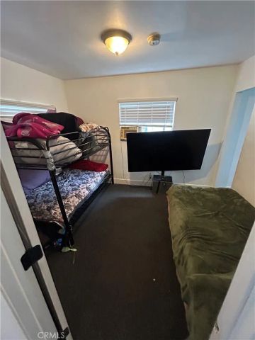 1362 E Vernon, Los Angeles, CA 90011