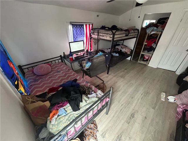 1362 E Vernon, Los Angeles, CA 90011