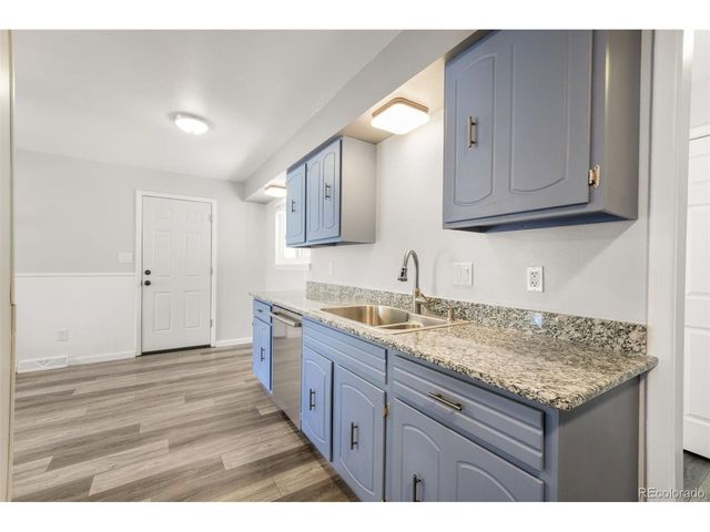 156 Johnson Pl, Castle Rock, CO 80104