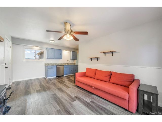 156 Johnson Pl, Castle Rock, CO 80104