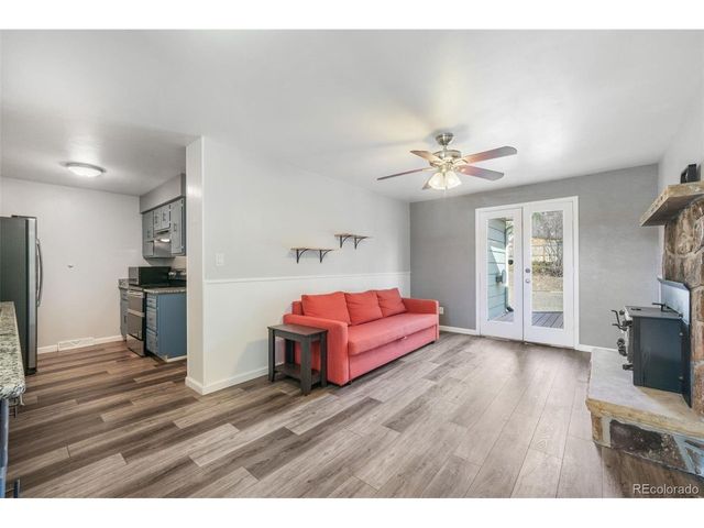 156 Johnson Pl, Castle Rock, CO 80104