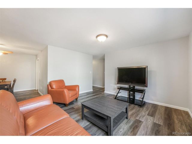 156 Johnson Pl, Castle Rock, CO 80104