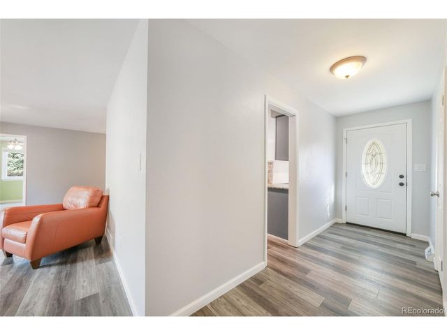 156 Johnson Pl, Castle Rock, CO 80104