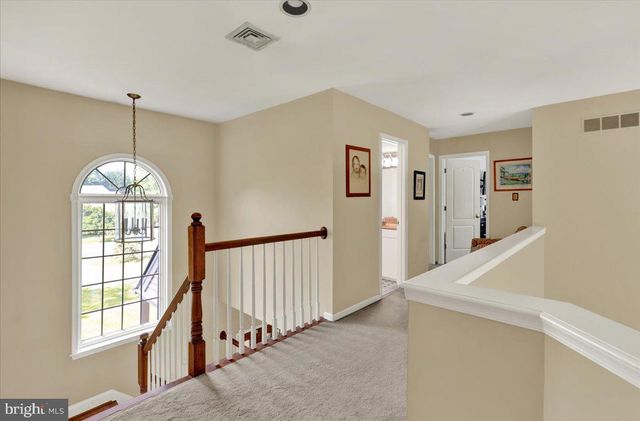 132 BARTON DR, Spring City, PA 19475