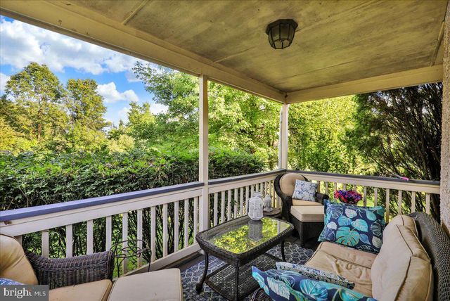 132 BARTON DR, Spring City, PA 19475