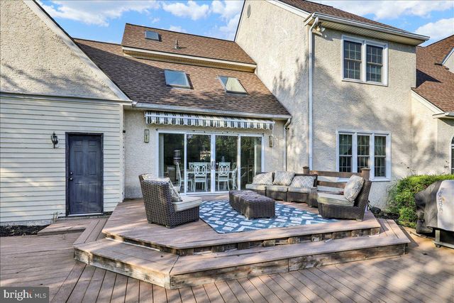 132 BARTON DR, Spring City, PA 19475