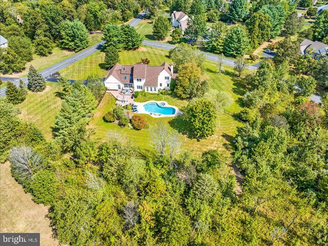 132 BARTON DR, Spring City, PA 19475