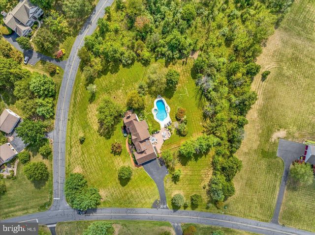 132 BARTON DR, Spring City, PA 19475