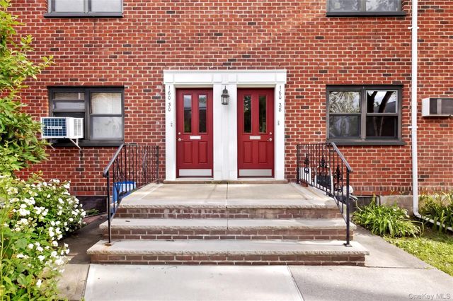 160-28 17th Avenue 5-129, Whitestone, NY 11357