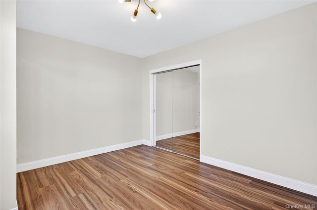 160-28 17th Avenue 5-129, Whitestone, NY 11357