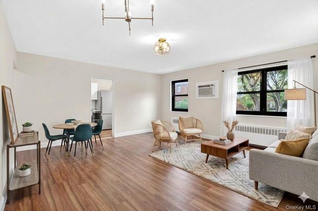 160-28 17th Avenue 5-129, Whitestone, NY 11357