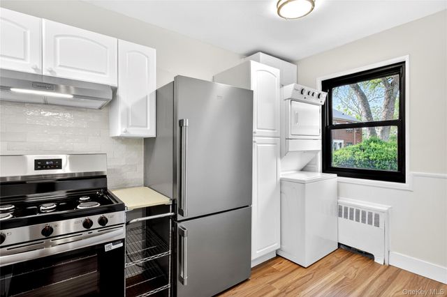 160-28 17th Avenue 5-129, Whitestone, NY 11357