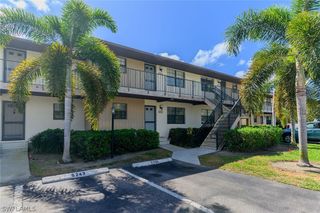 5245 Treetops DR, Naples, FL 34113