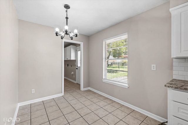 305 Pecan Drive, Shreveport, LA 71106