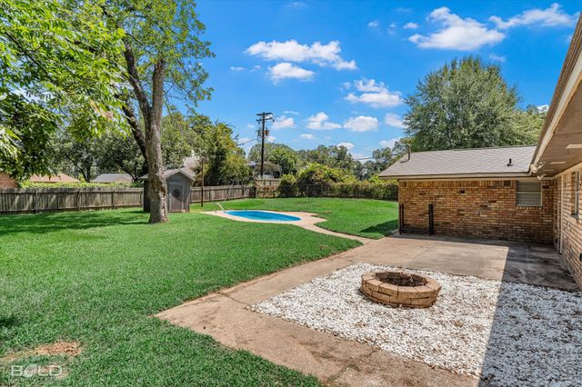 305 Pecan Drive, Shreveport, LA 71106