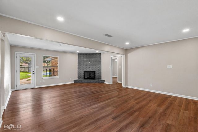 305 Pecan Drive, Shreveport, LA 71106