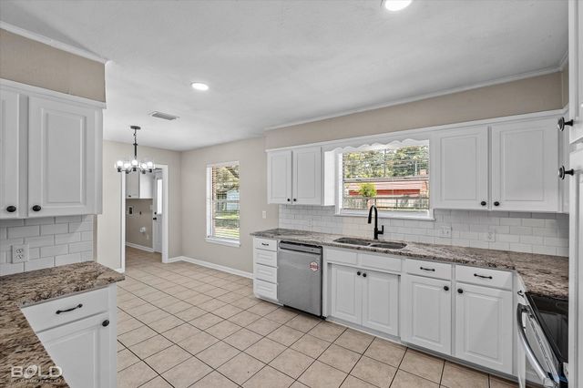 305 Pecan Drive, Shreveport, LA 71106