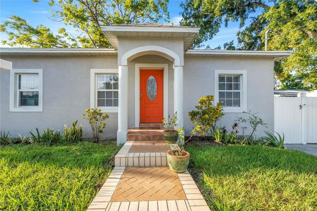 2906 W MAIN STREET, Tampa, FL 33607