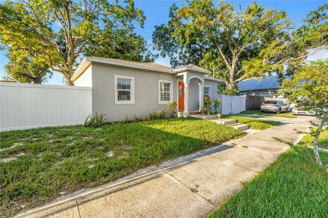 2906 W MAIN STREET, Tampa, FL 33607