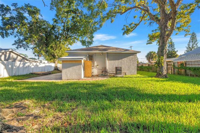 2906 W MAIN STREET, Tampa, FL 33607