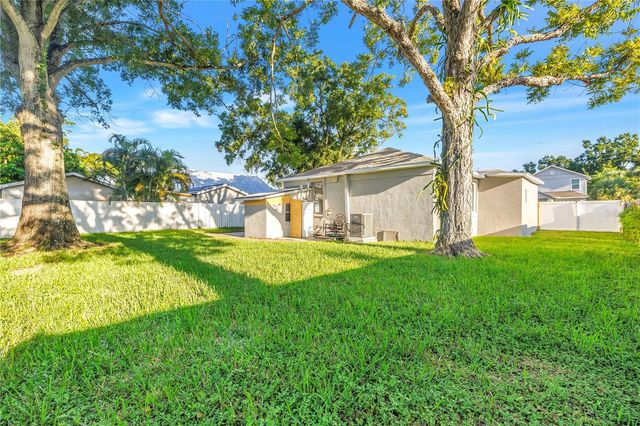 2906 W MAIN STREET, Tampa, FL 33607