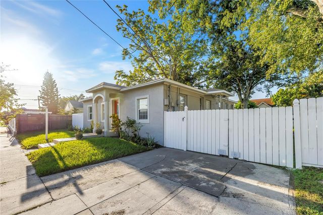 2906 W MAIN STREET, Tampa, FL 33607