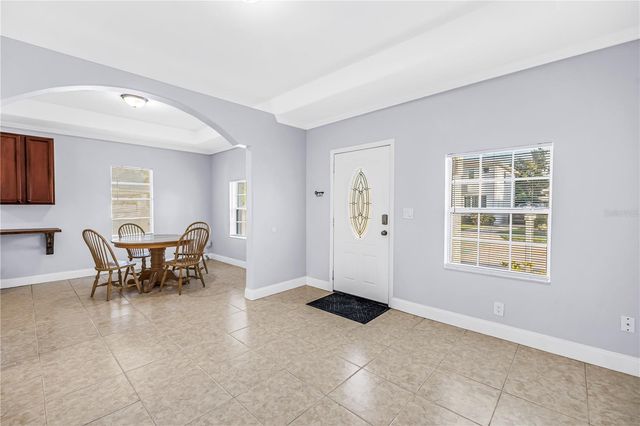 2906 W MAIN STREET, Tampa, FL 33607
